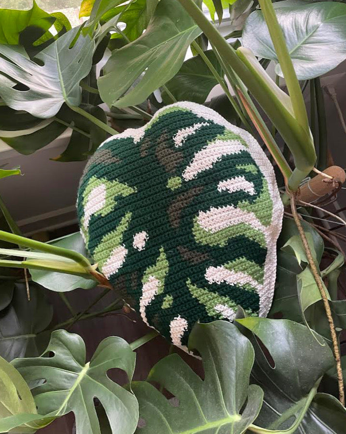 Monstera Pillow pattern