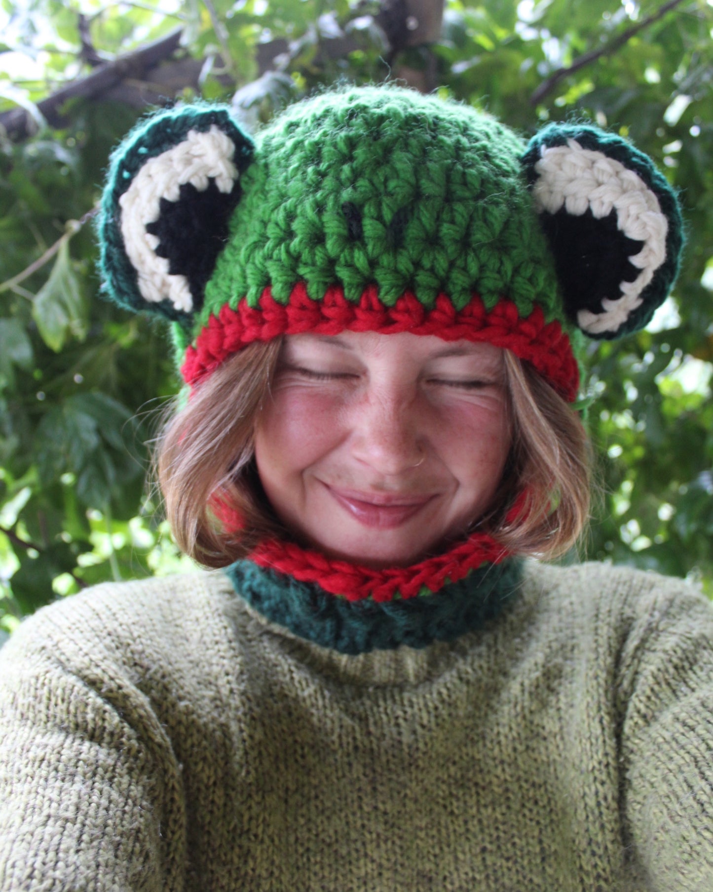 Frogaclava pattern