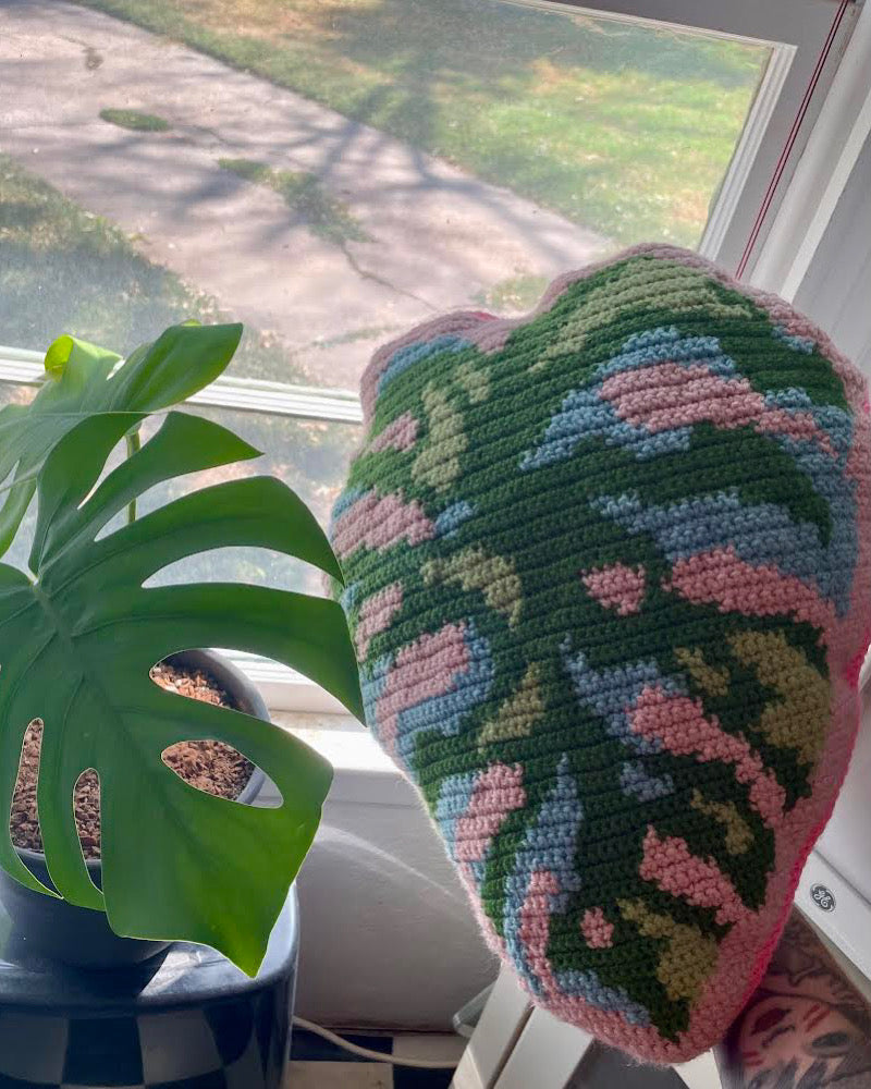 Monstera Pillow pattern