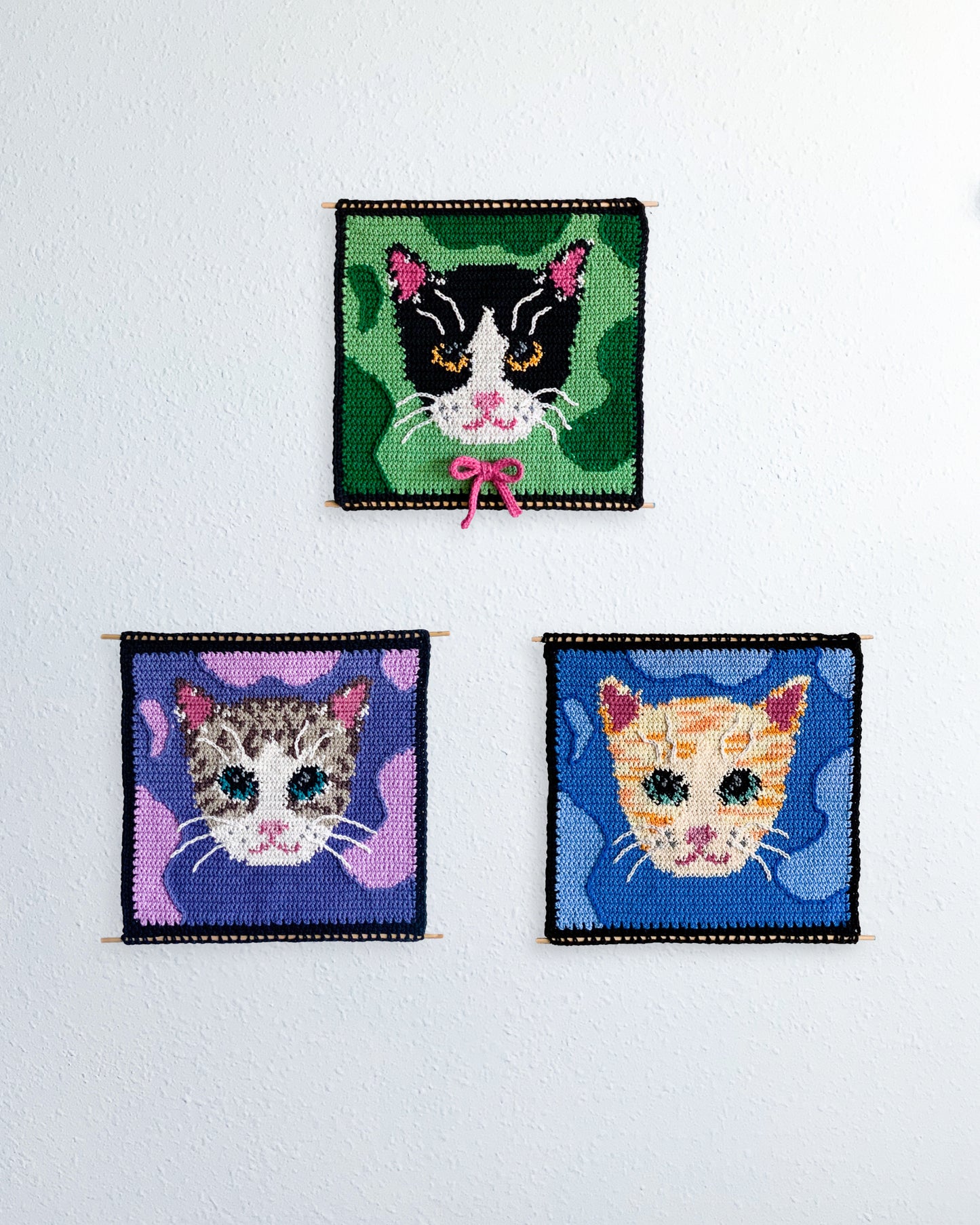 Kitty cat tapestry pattern