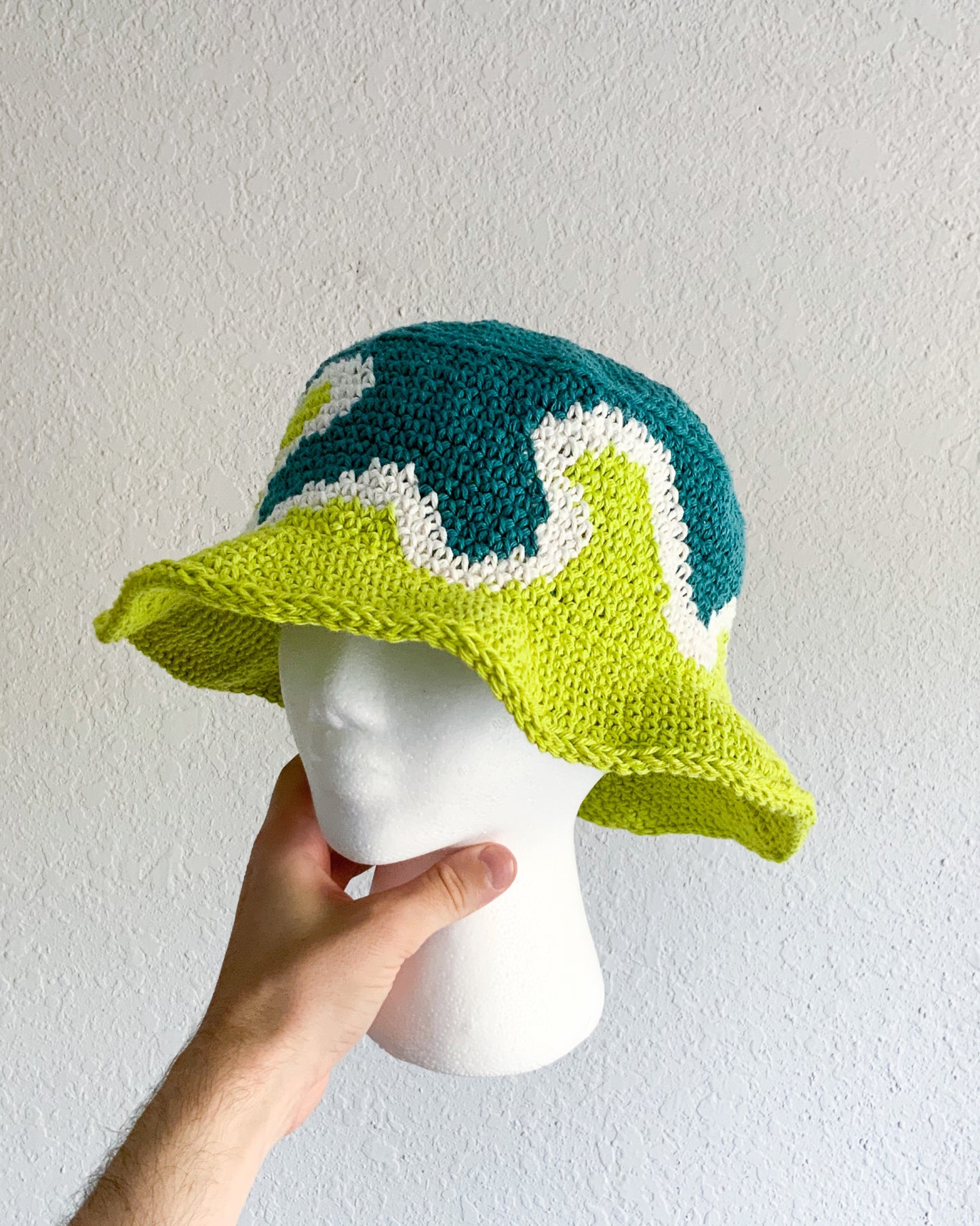 Squiggle Hat Pattern