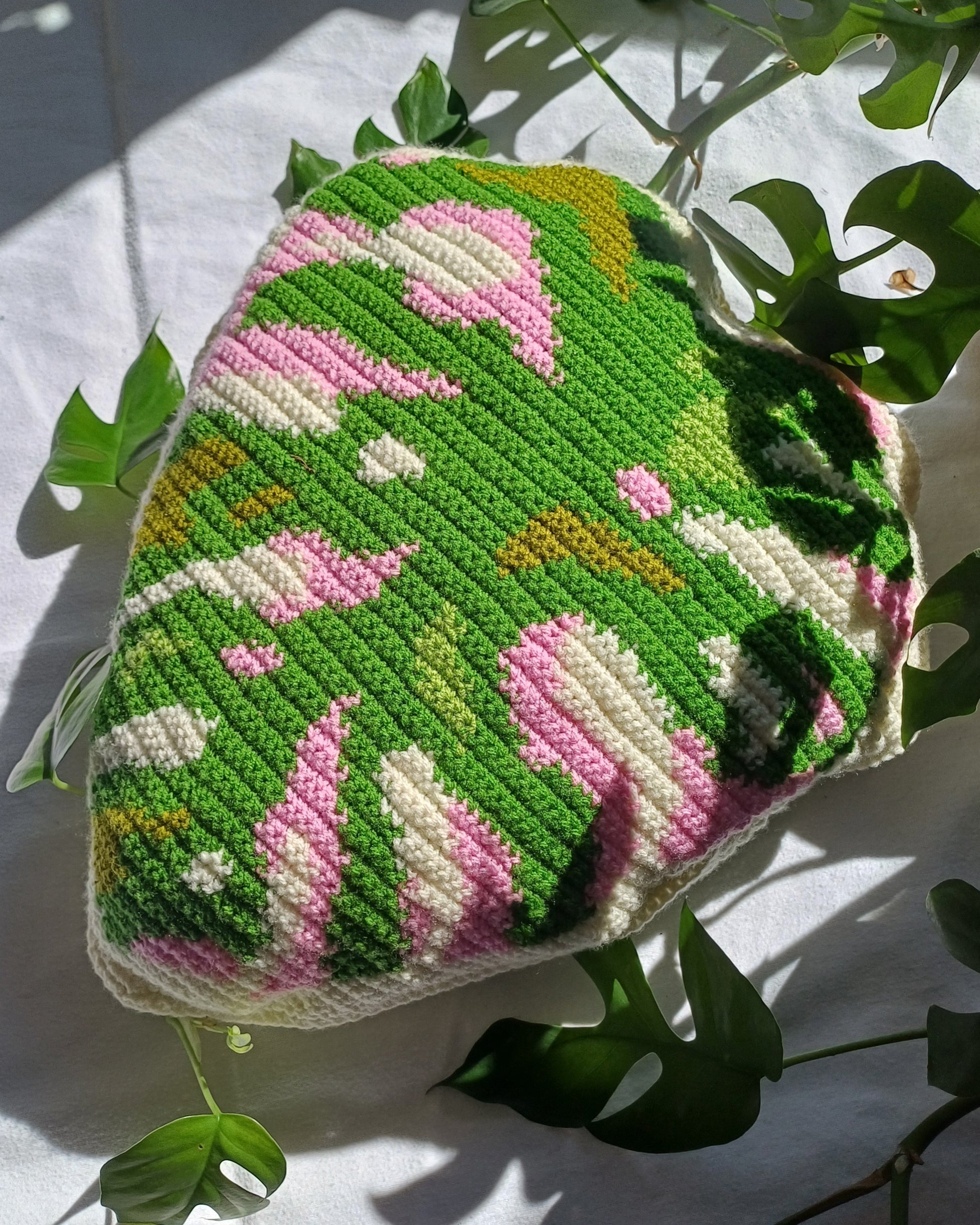 crochet monstera leaf pillow Monstera Pillow pattern – TyBailie