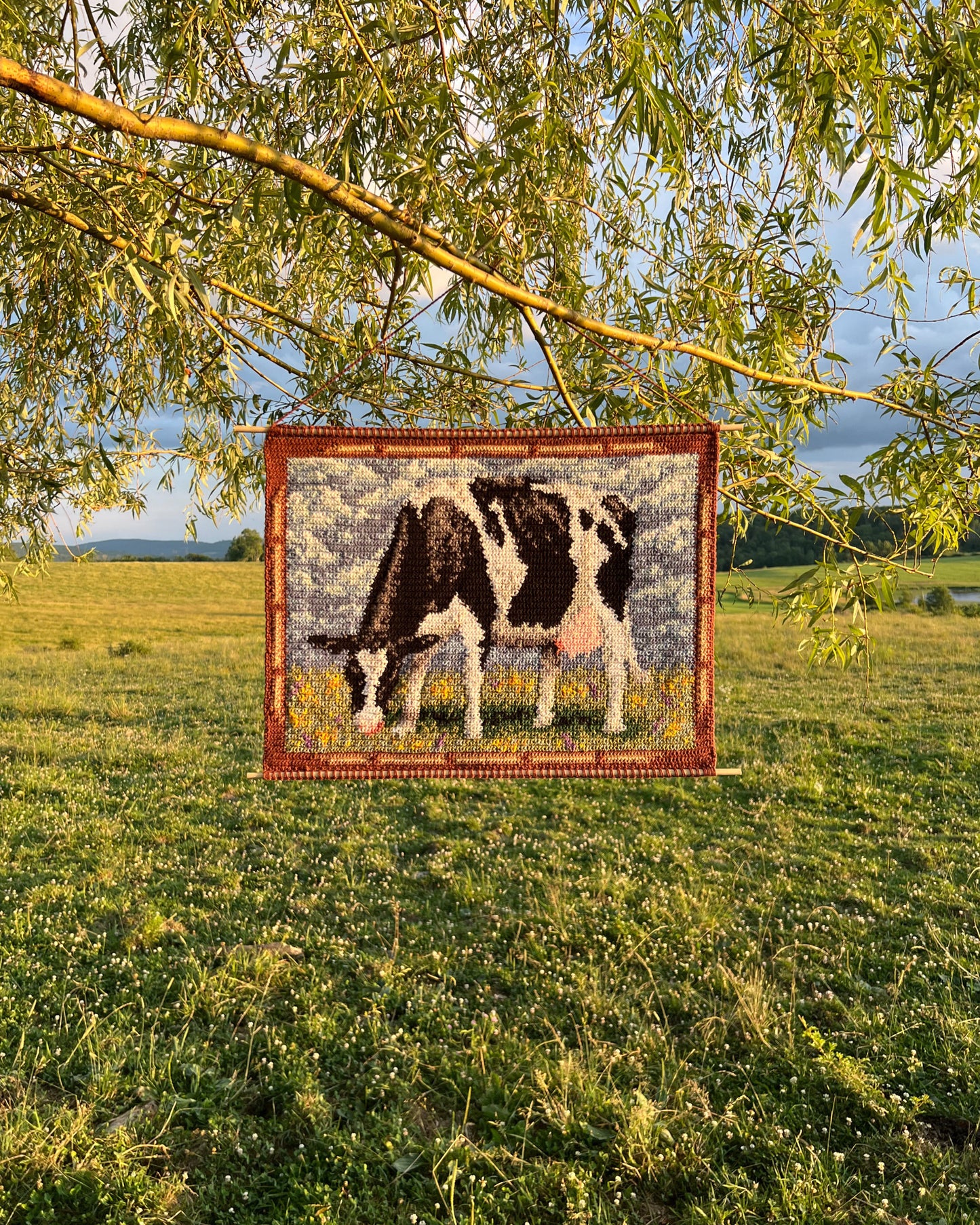 Holstein tapestry pattern