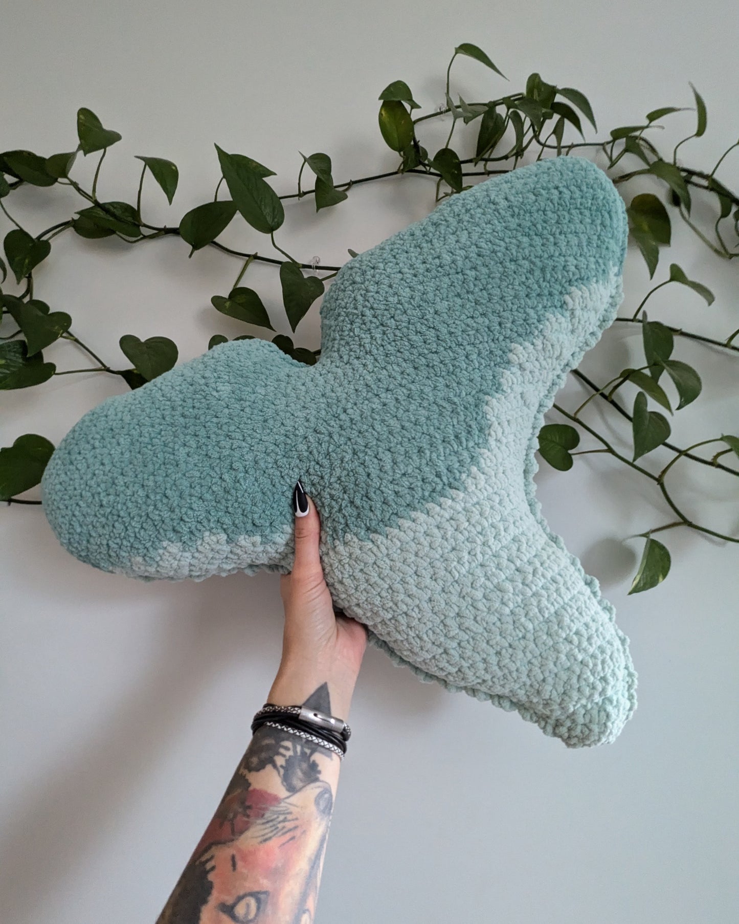 Shark tooth pillow pattern